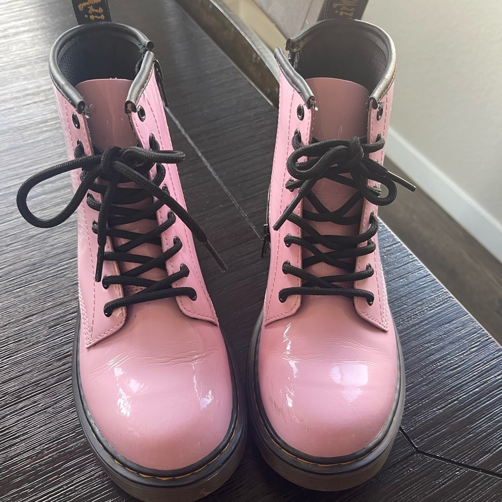 Dr. Martens Pink size 4